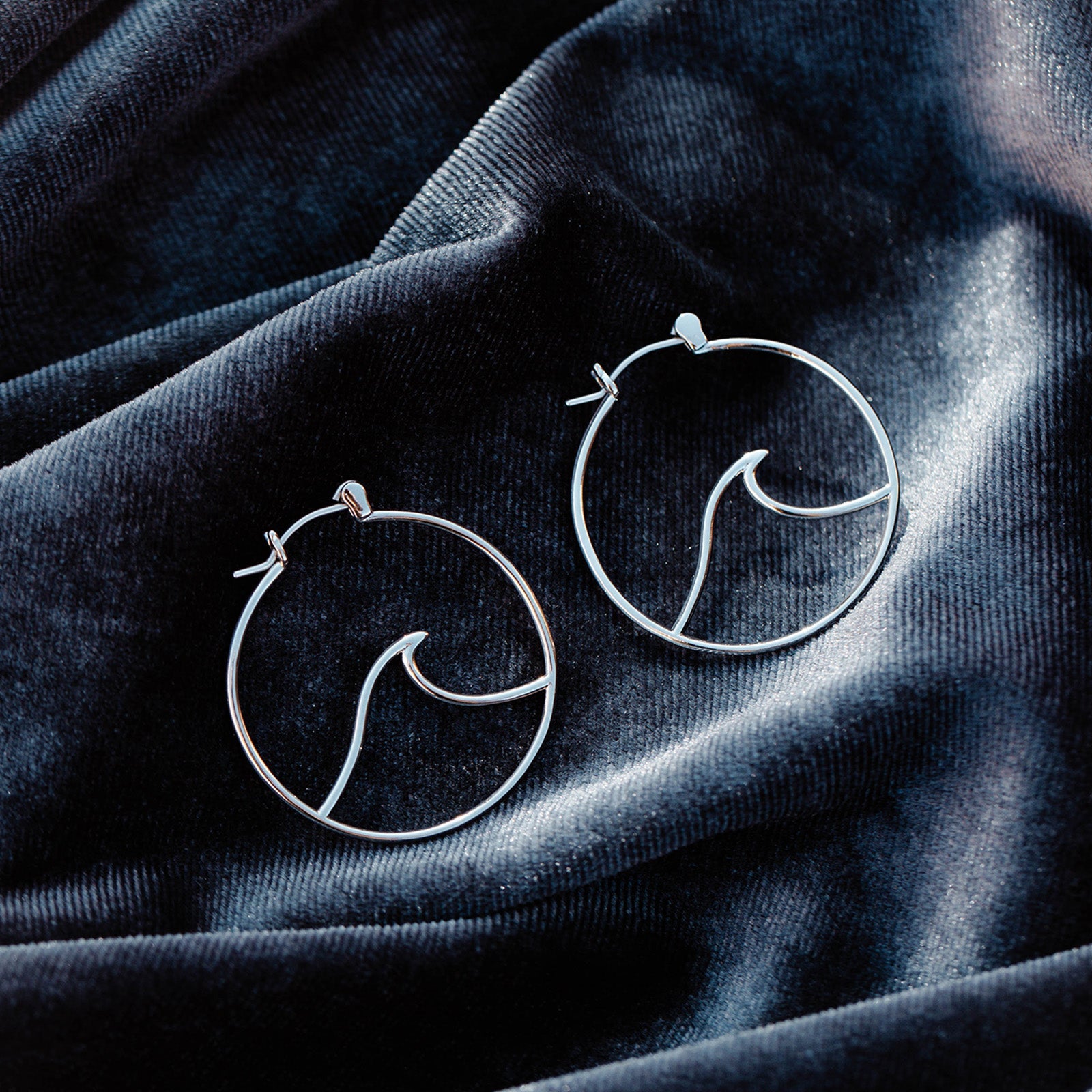 Large Wave Hoop Earrings - Image 3