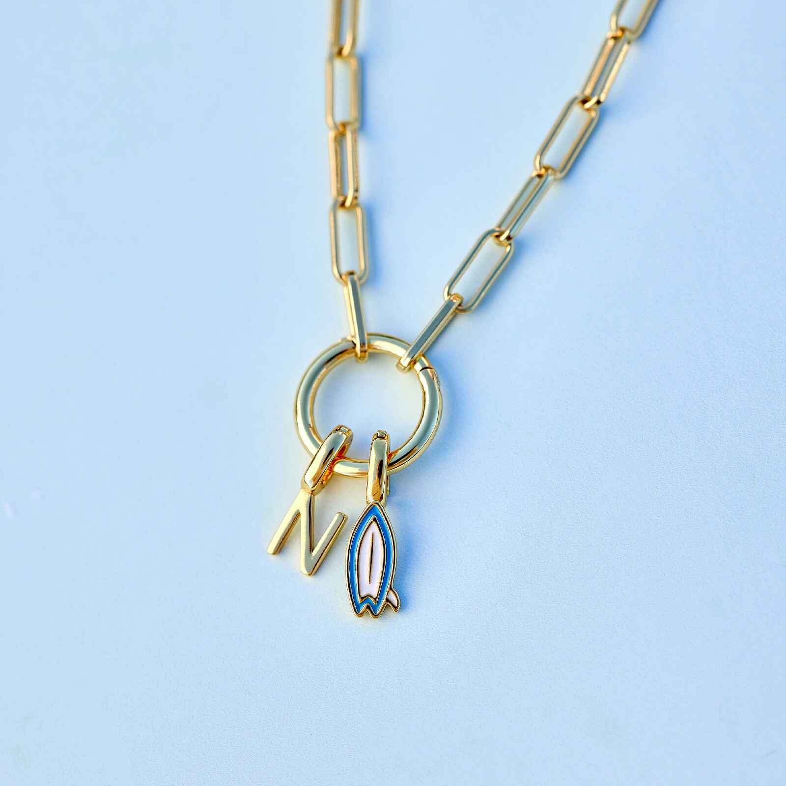 Harper Round Charm Chain Necklace - Image 6